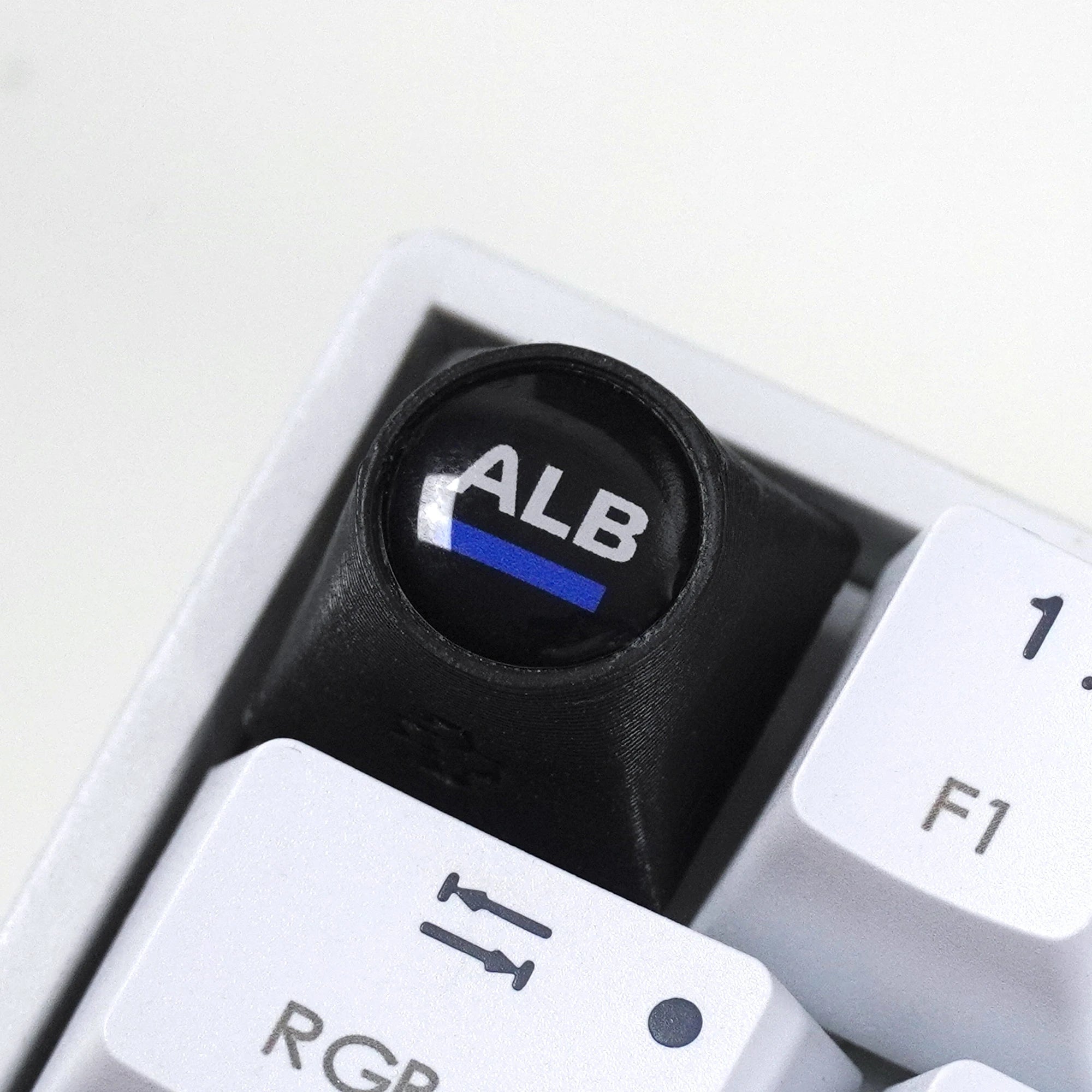 Artisan F1 - ALB + NR. 23