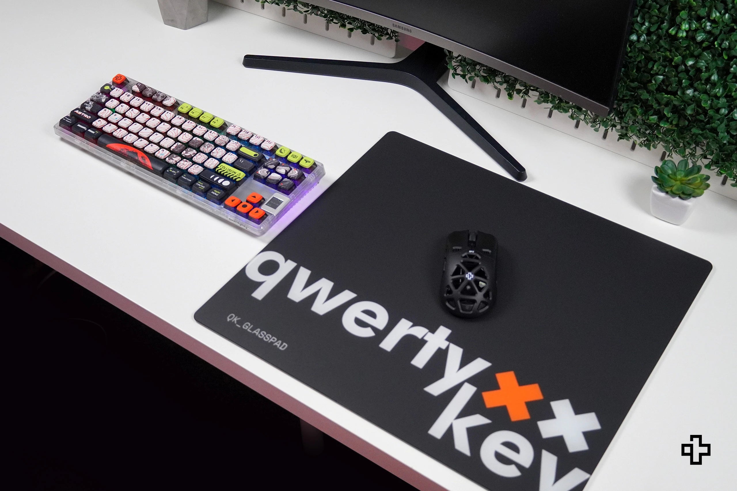 Mousepad Gaming QwertyKey Esports Glass 3.2mm Anti-Slip TPU