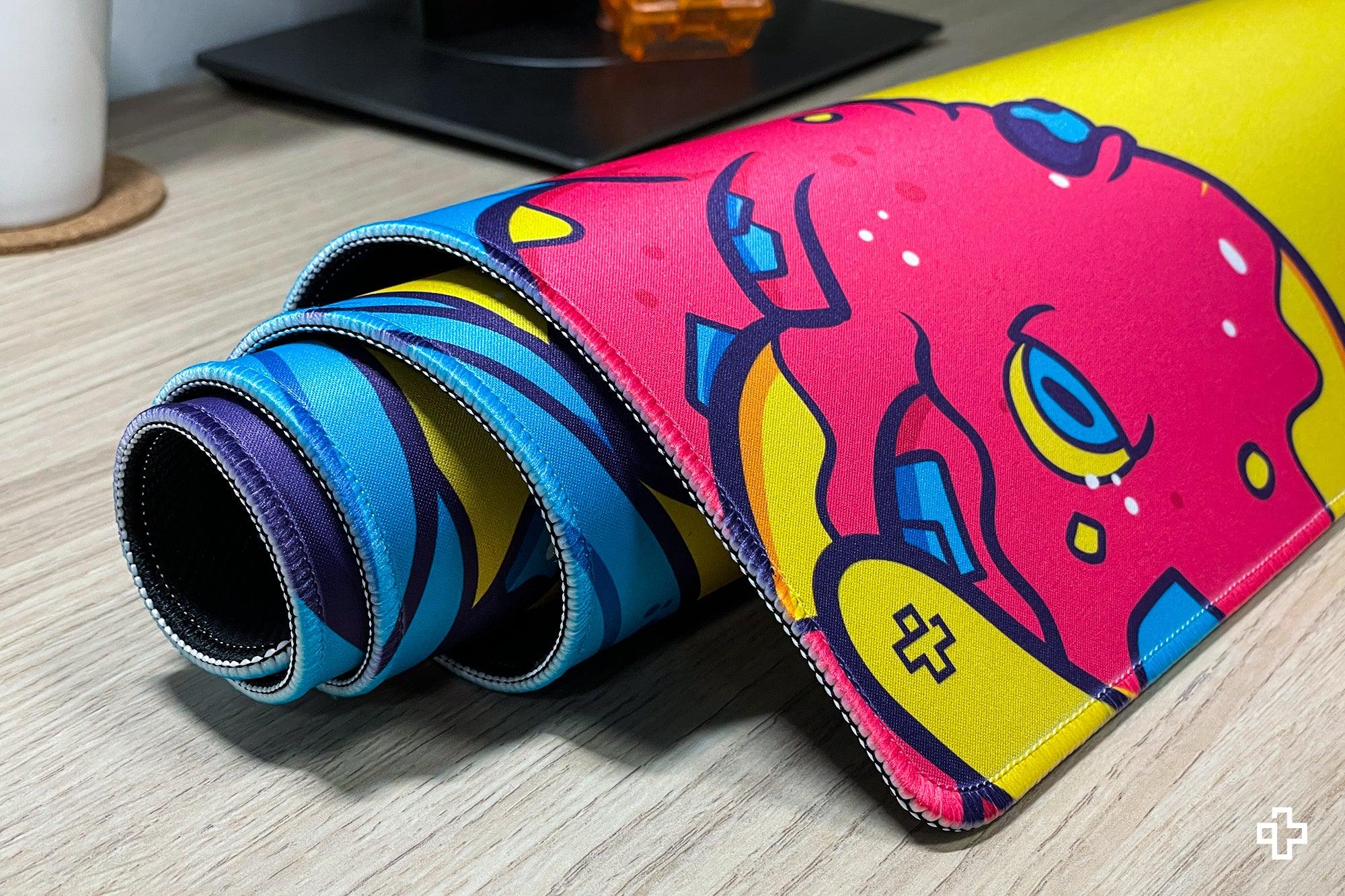 Deskmat Mousepad QwertyKey Octopus Galben 4mm margini cusute Deskmats QwertyKey