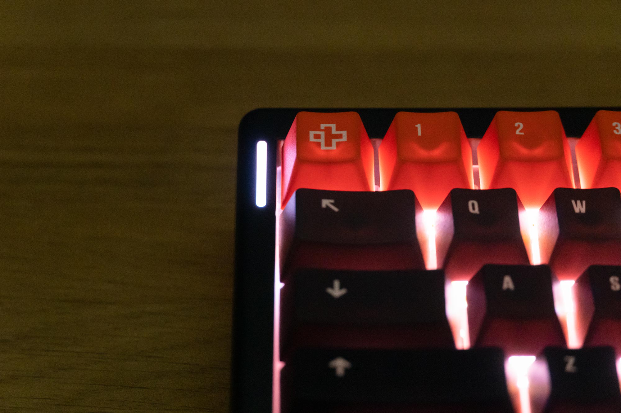 QwertyKey61 PRO Neagra Hotswap RGB VIA Gasket Mounted Tastatura Mecanica Gaming