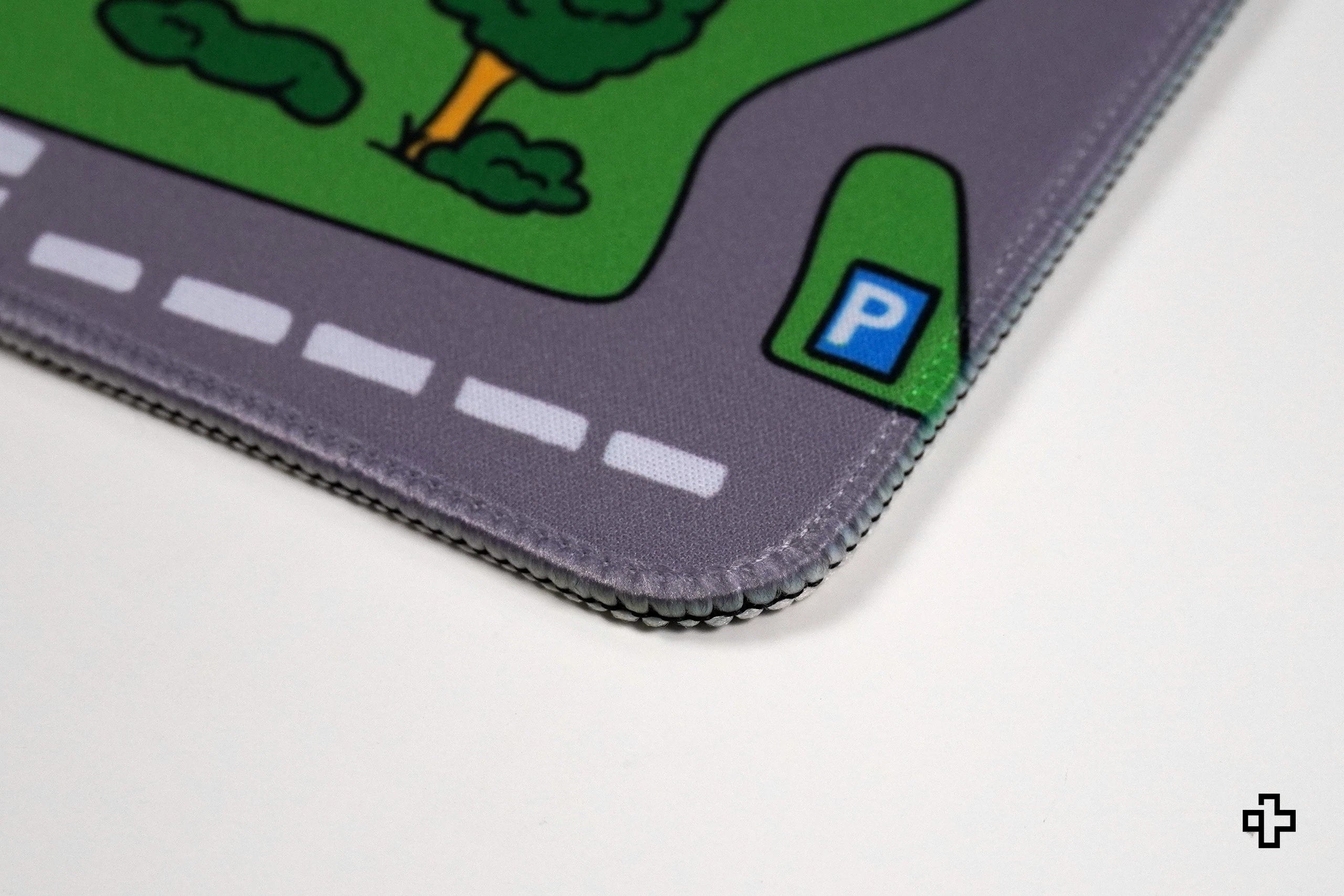 Deskmat Mousepad QwertyKey Nostalgia Zajęte Miasto 4mm marginesy obszyte