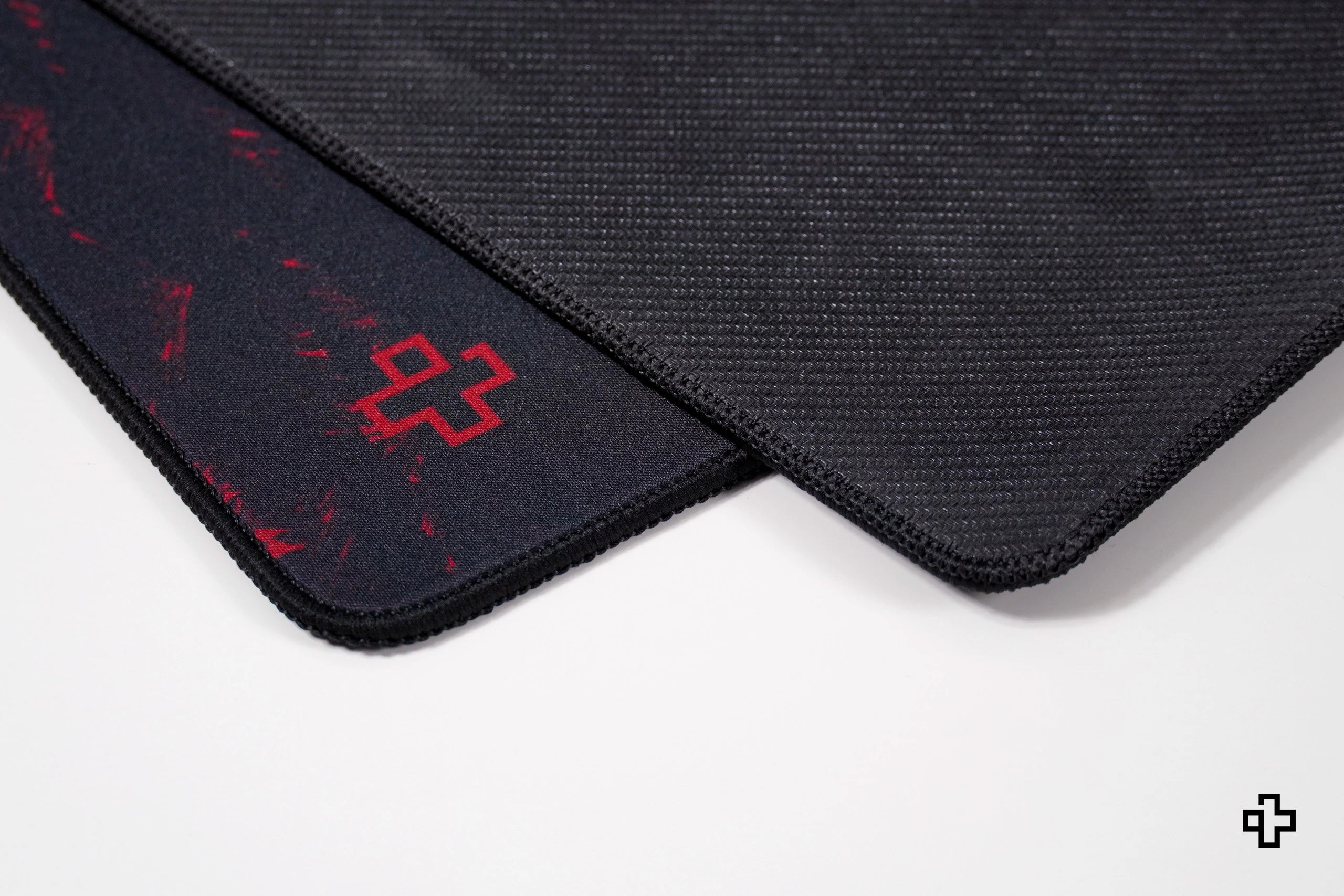 Deskmat Podkładka pod mysz QwertyKey Dracula 4mm marginesy szyte