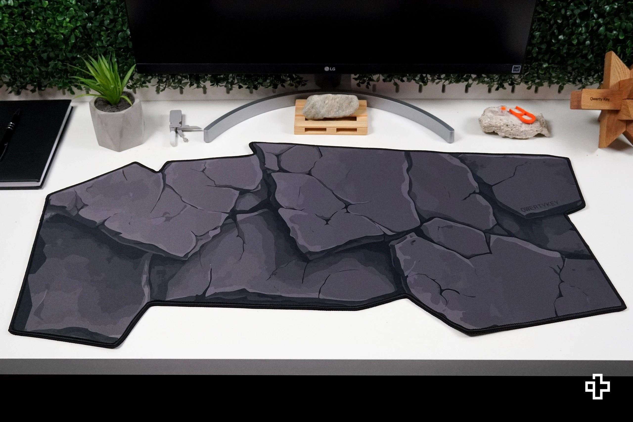 Deskmat Mousepad QwertyKey Stone 4mm obszyte krawędzie