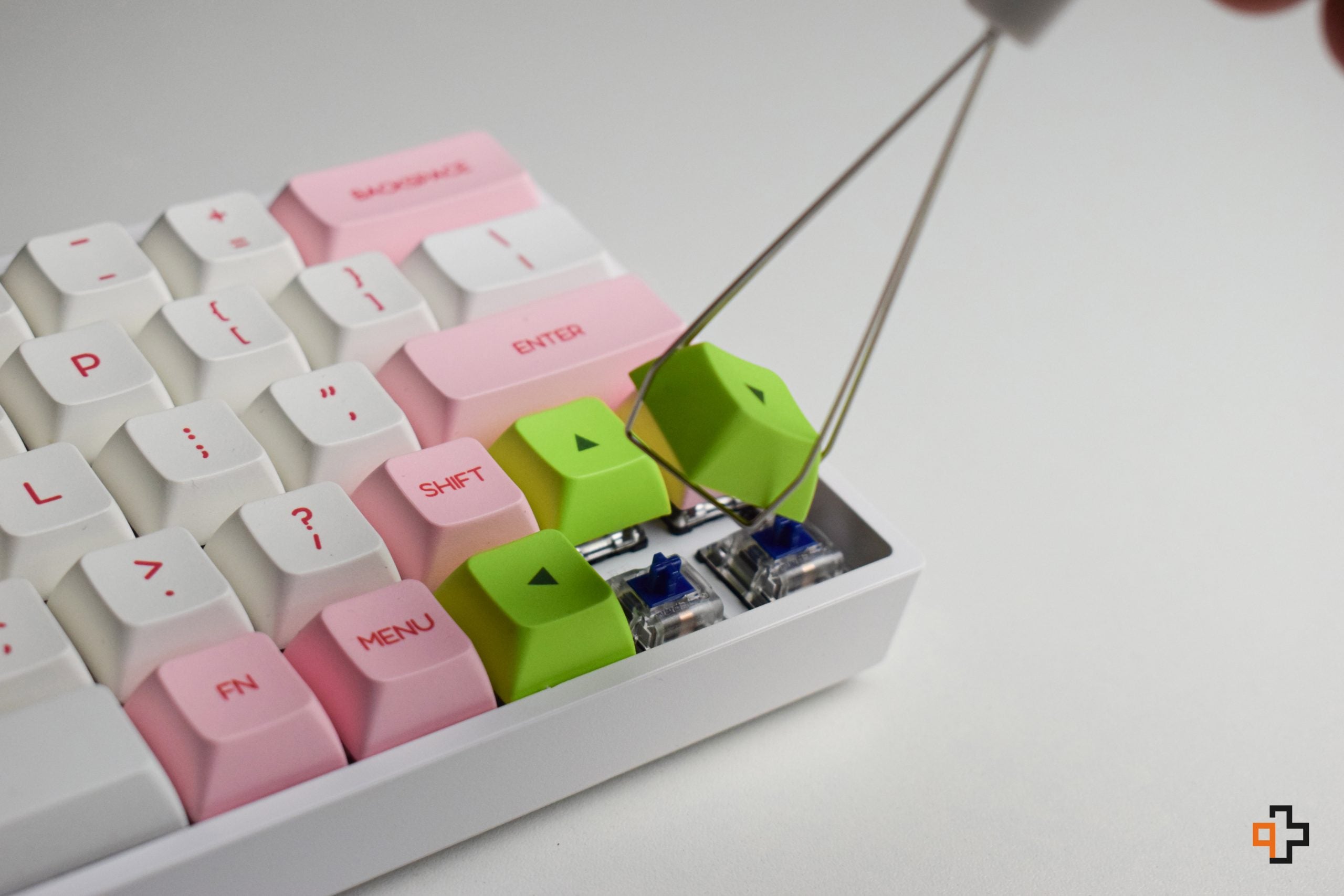 Keycap Puller Alb - QwertyKey