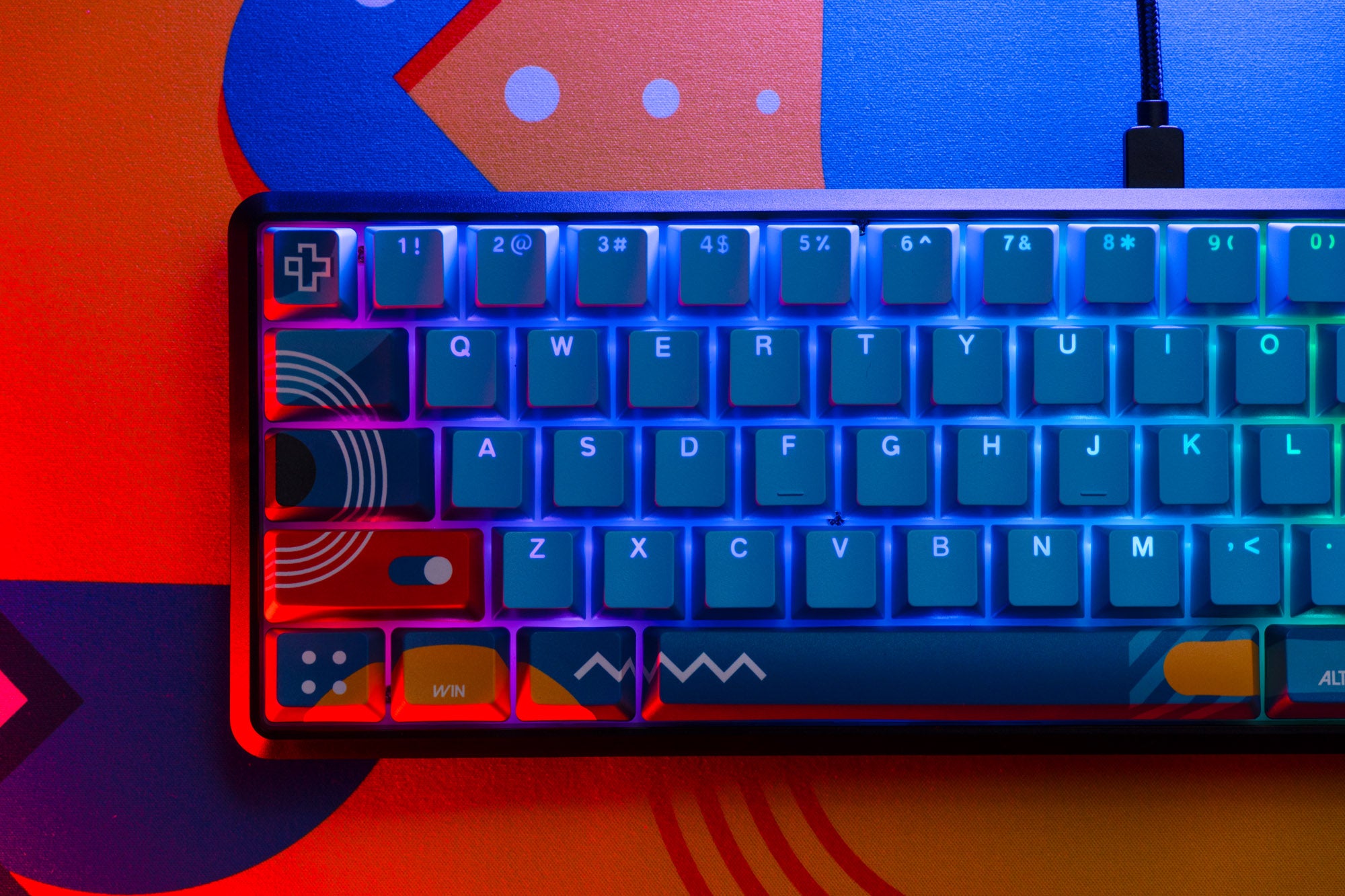 QwertyKey65 Metric Hotswap RGB Tastatura Mecanica Gaming - QwertyKey