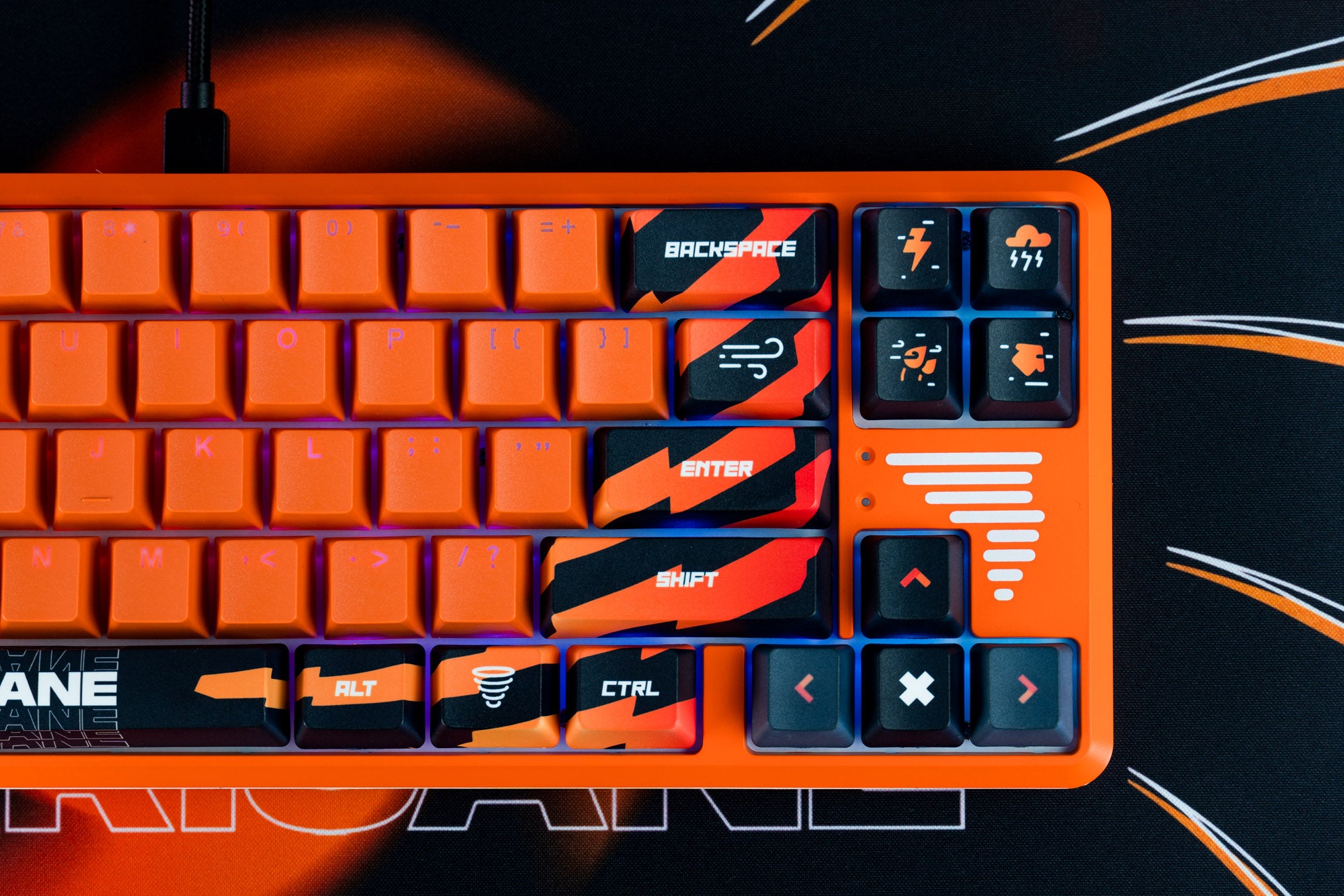 QwertyKey65 Hurricane Hotswap RGB Tastatura Mecanica Gaming - QwertyKey