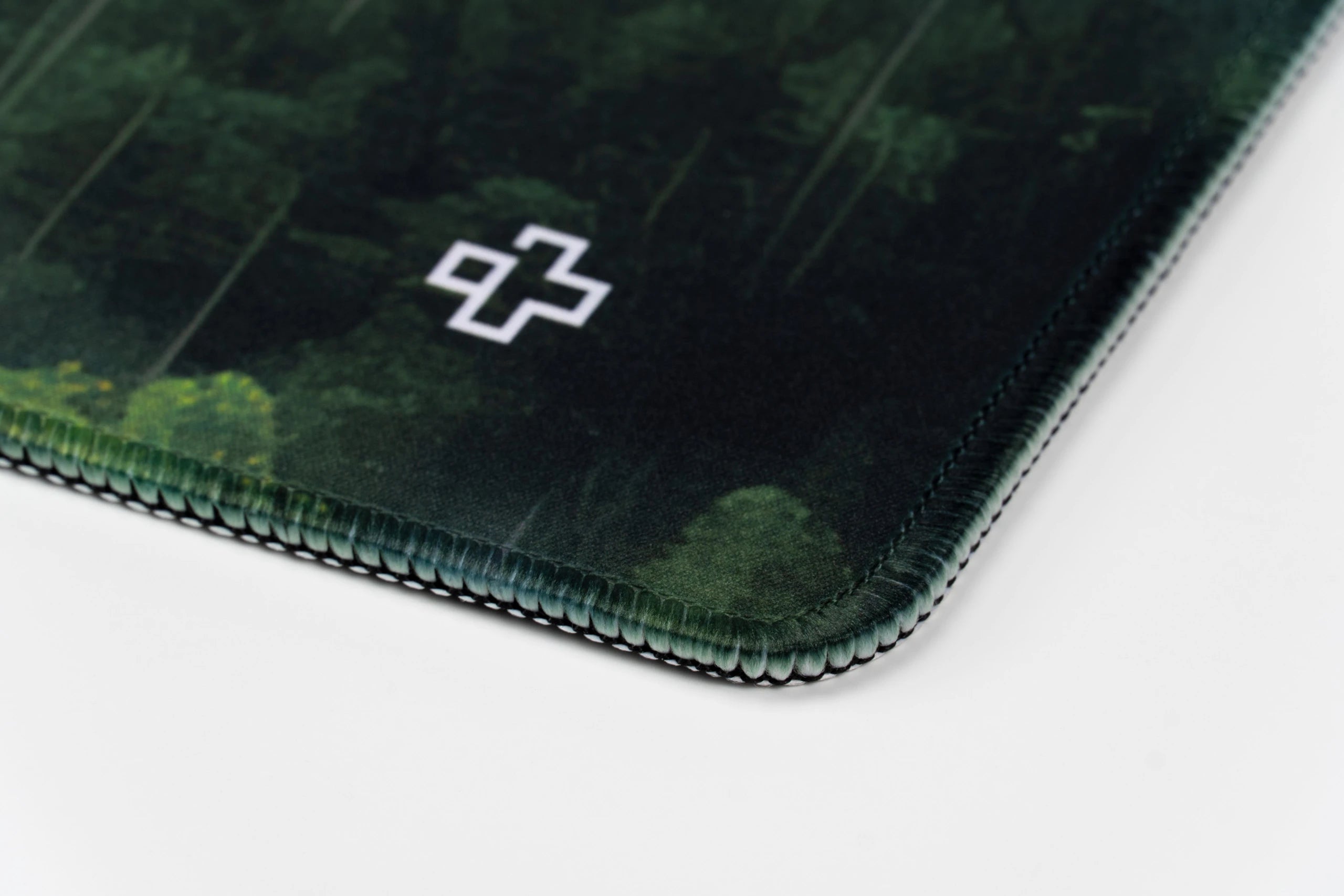 Deskmat Mousepad QwertyKey Forest 4mm margini cusute